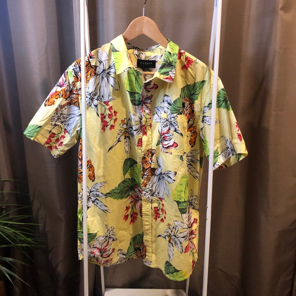 PacSun Yellow Tropical/Tiger Shirt SIZE L
